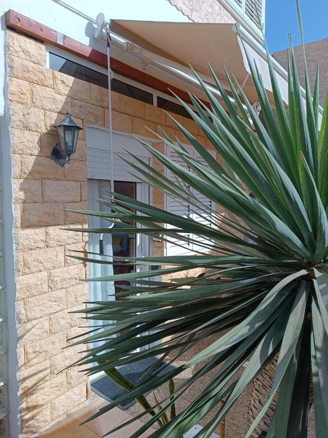 Solo Adultos, Las Tuneras Rooms La Oliva Exterior photo